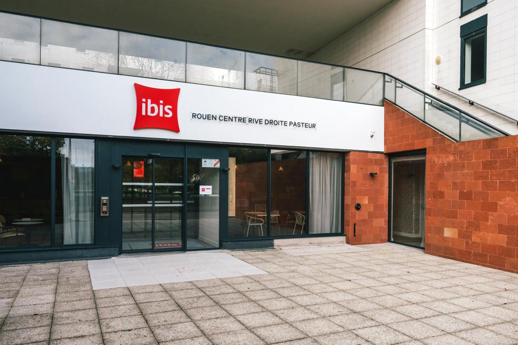 Ibis Rouen Centre Rive Droite Pasteur Hotel Exterior foto